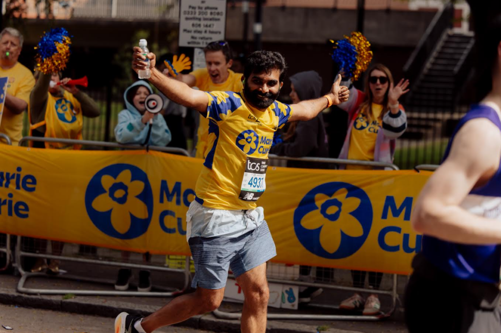 MARIE CURIRE RUNNER ON ROUTE